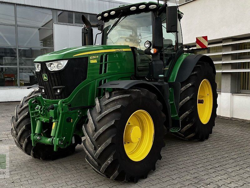 E-FARM: John Deere 6250 R - Tracteur - id JGXZV5M - 159 900 € - Année: 2019 - Lecture du nombre d'heure: 1 778,Puissance du moteur (chevaux): 250,Allemagne