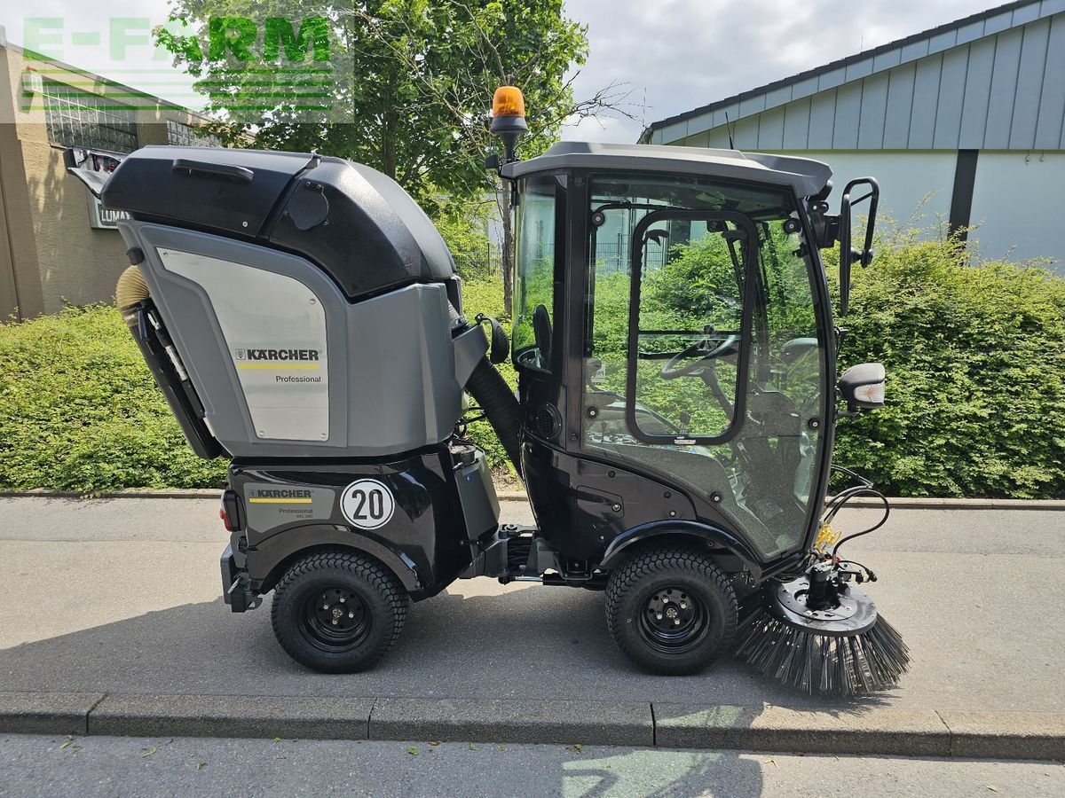 E-FARM: KÄRCHER mic 34c saug kehrmaschine - Equipement municipal - id KB91ENC - 27 900 € - Année: 2017 - Allemagne