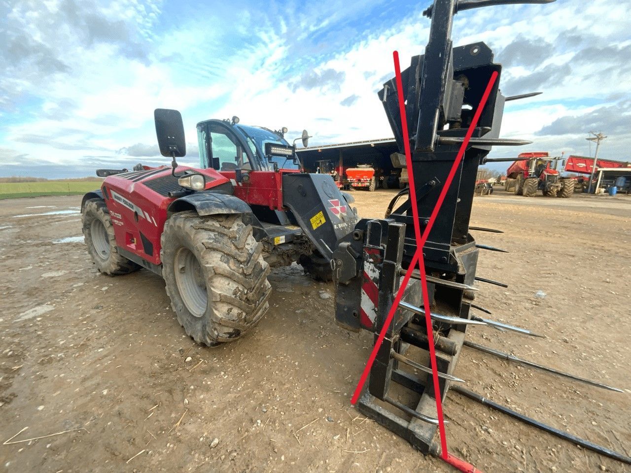 E-FARM: Massey Ferguson th 7038 - Ładowacz teleskopowy - id 3N7EEXB - 58 000 € - Rok produkcji: 2019 - Motogodziny: 3000,Francja