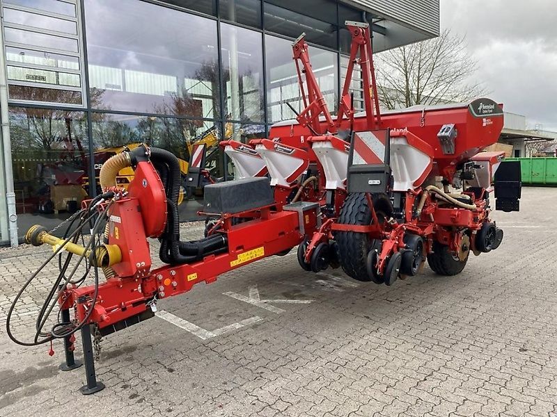 Kverneland optima tf profi maisleger Drill €39,500