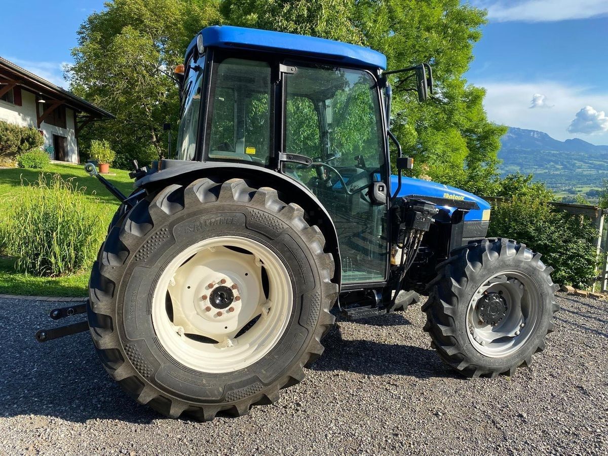 E-FARM: New Holland TN65 D - Tracteur - id I3Q6YNS - 20 000 € - Année: 2002 - Lecture du nombre d'heure: 4 530,Puissance du moteur (chevaux): 65,France