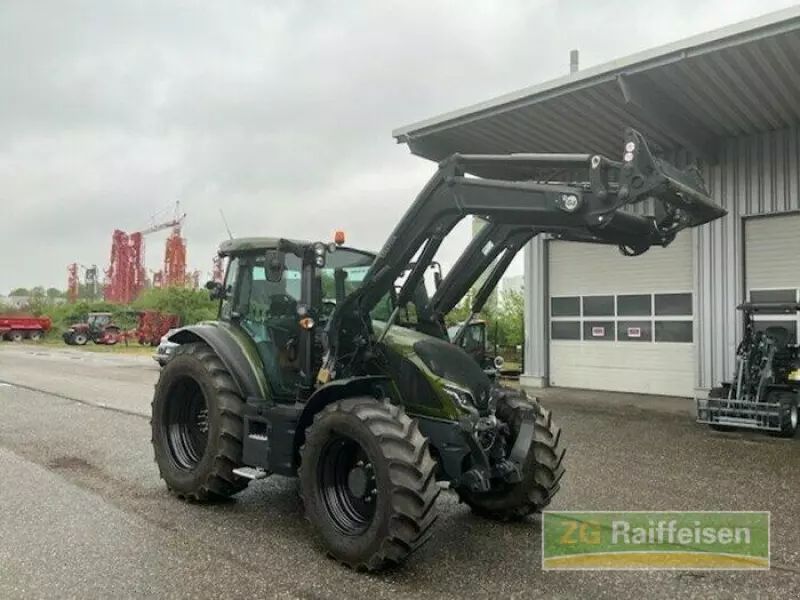 E-FARM: Valtra G125 Active - Tractor - id UQTKS9B - 87.800 € - Año: 2023 - Horas: 748,Alemania