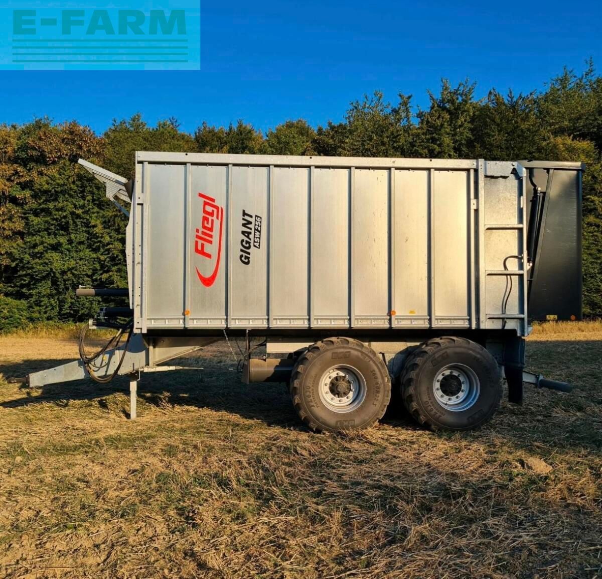 Fliegl Wózek paszowy 35 900 €