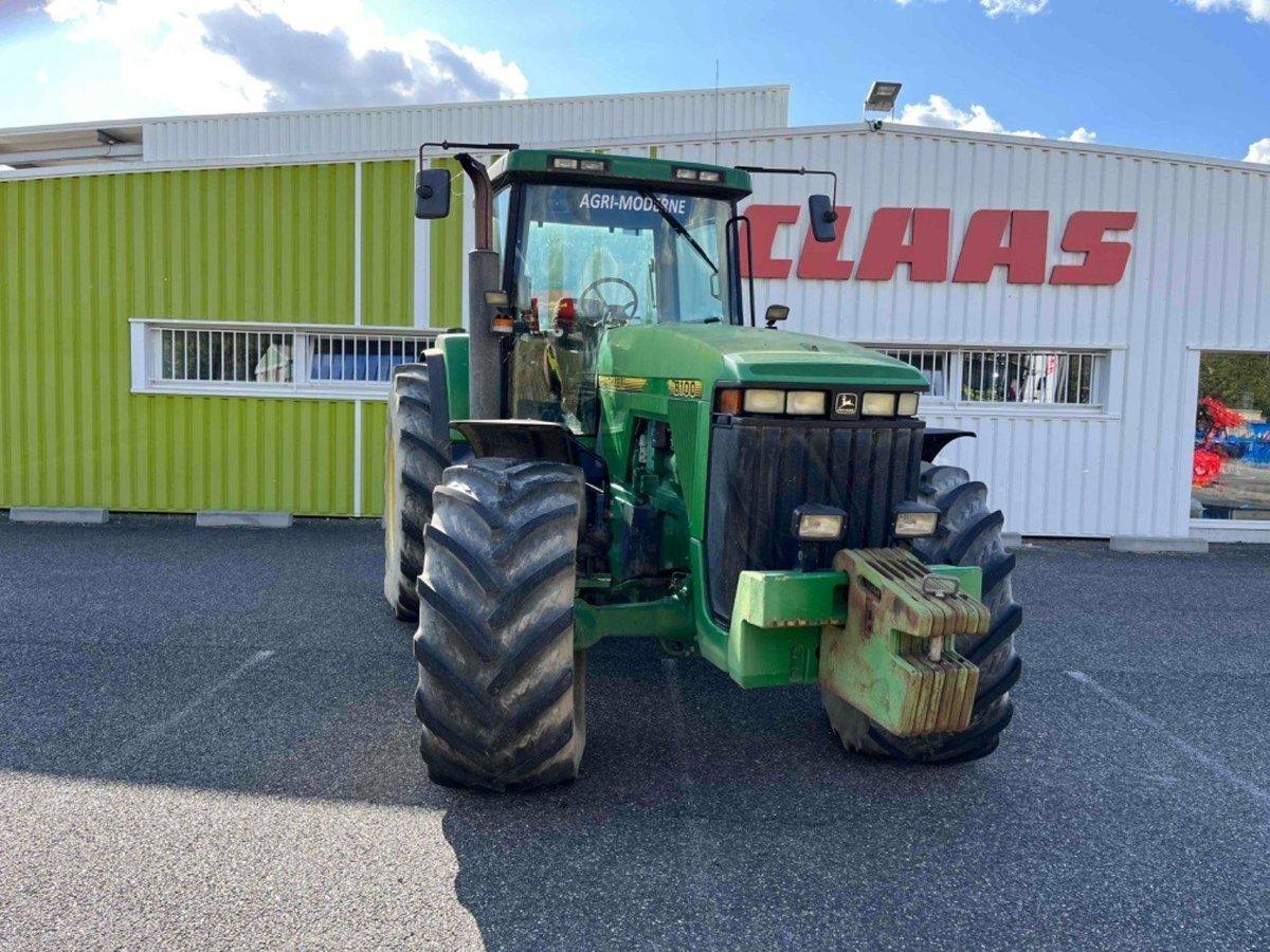 John Deere 8100 tractor €30,000