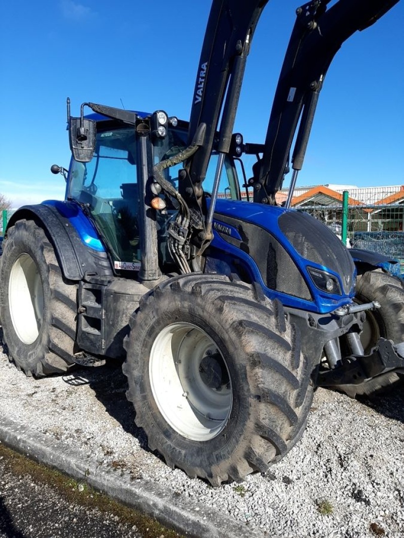 Valtra N 174 tractor €96,000