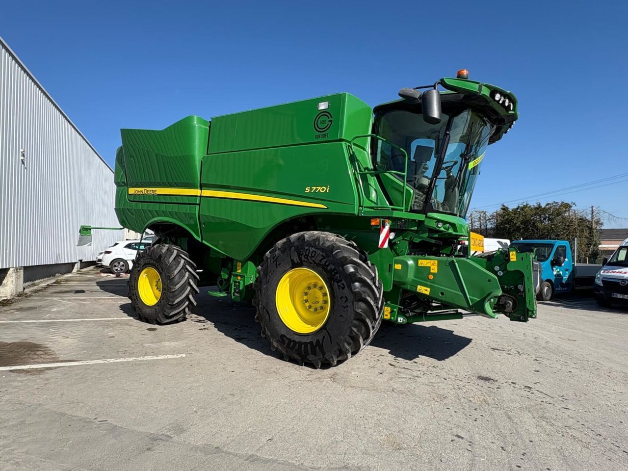 E-FARM: John Deere S770 - Mähdrescher - id FFZBWVJ - 239.900 € - Baujahr: 2019 - Abgelesene Motorstunden: 655,Frankreich