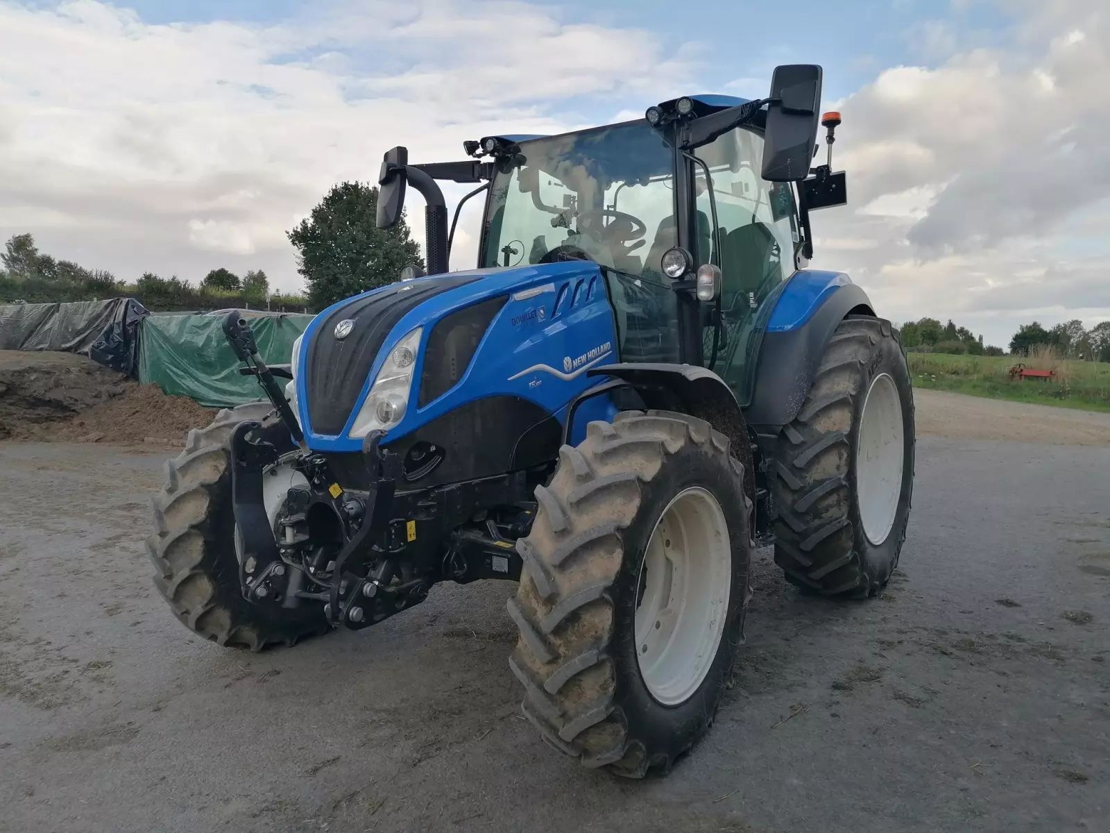 New Holland T5.120 Τρακτέρ 71.000 €