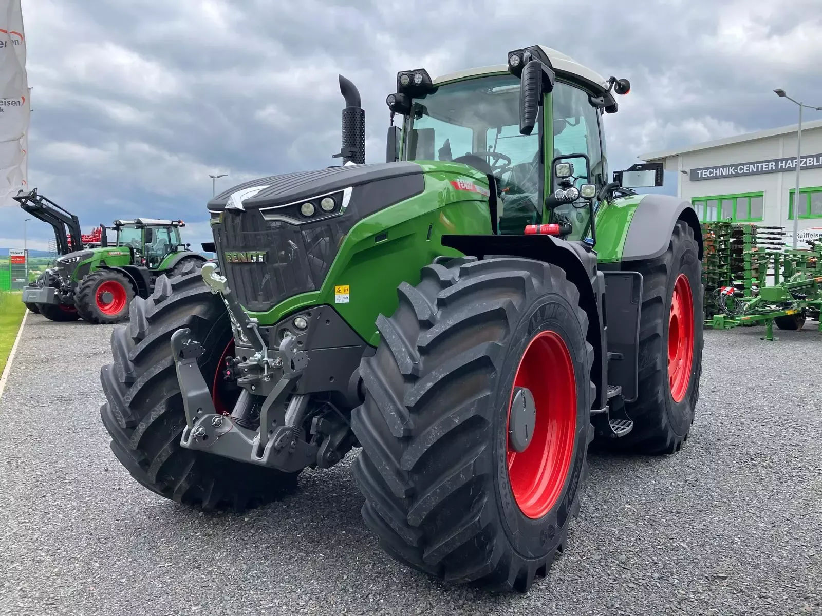 E-FARM: Fendt 1050 Vario ProfiPlus - Tracteur - id EXLAH5C - Année: 2024 - Lecture du nombre d'heure: 375,Puissance du moteur (chevaux): 517,Allemagne