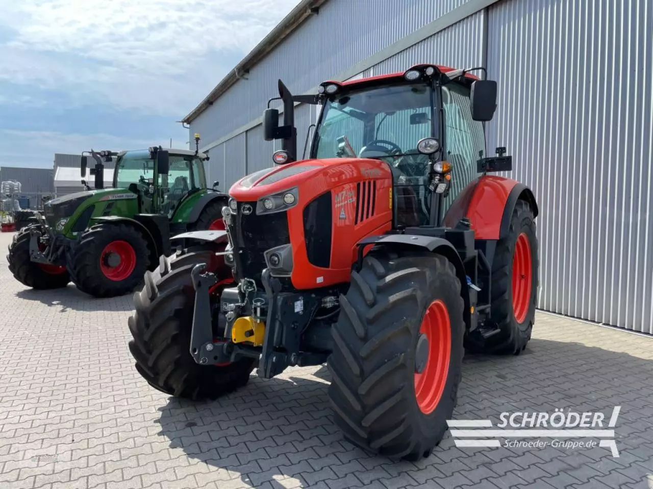 Kubota M7154 Tractor €105,885