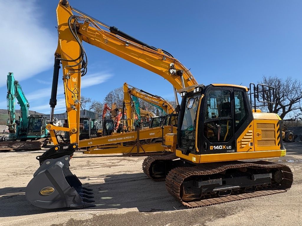 JCB 140 x Crawler excavator €53,101