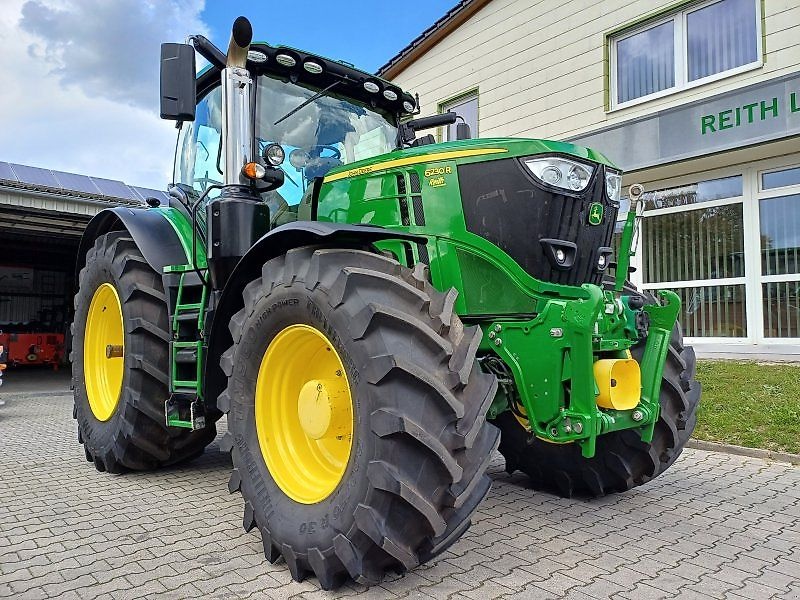 John Deere 6230 R tractor €128,500