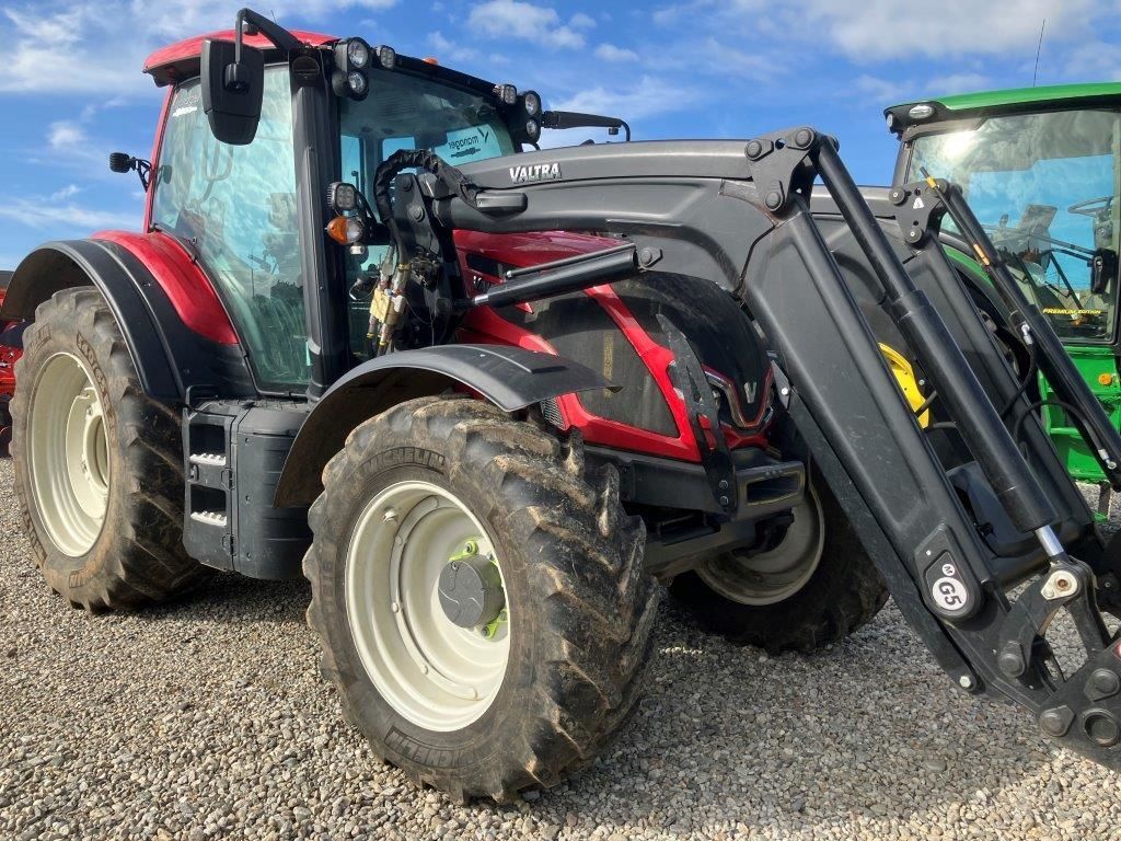 E-FARM: Valtra N155 - Trattore - id BAQHTET - 103.000 € - Anno di costruzione: 2023 - Ore: 950,Francia