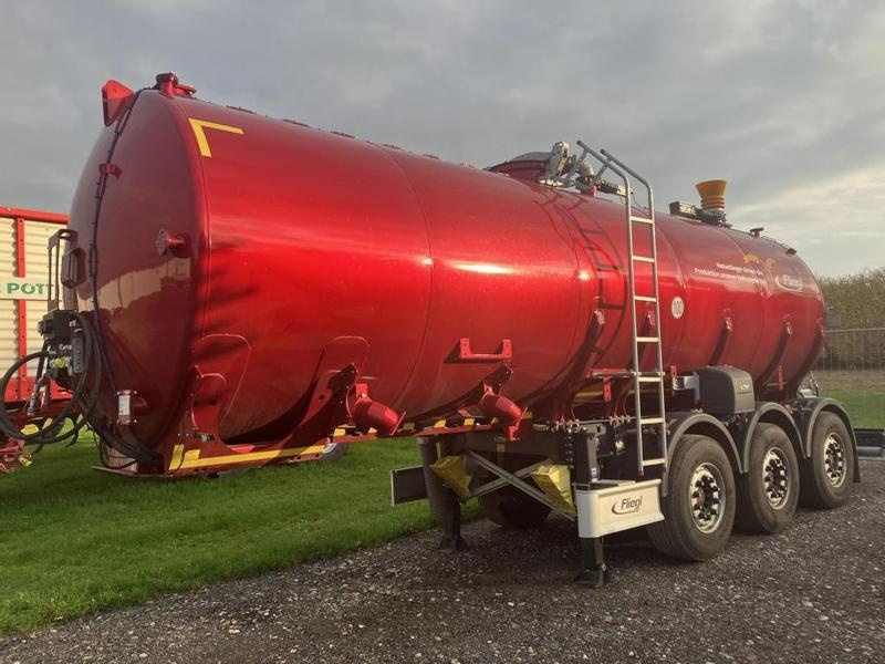 Fliegl stf 27500 truck-line slurry_tanker 88 500 €