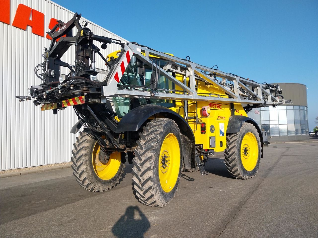 E-FARM: Artec f40 - Sprayer - id 5BH67M1 - €176,000 - Year of construction: 2019 - Engine hours: 2,018,France