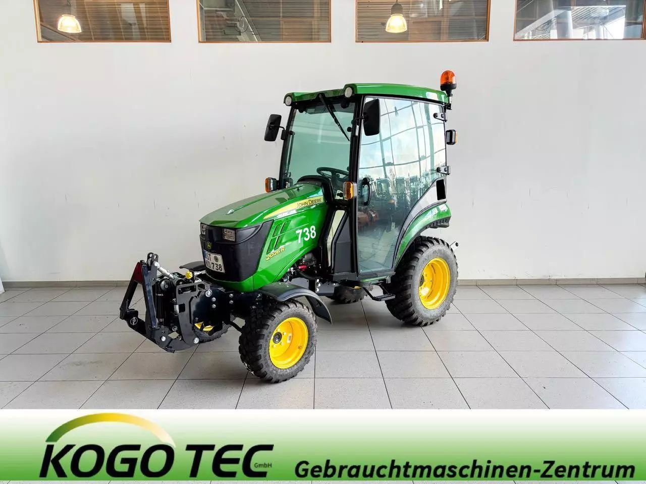 John Deere 2026 R Tracteur