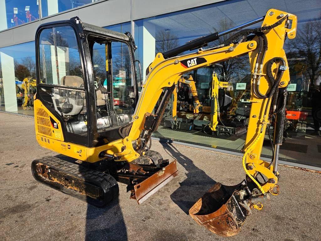 Caterpillar 301.7 d Minirypadlo 14 718 €