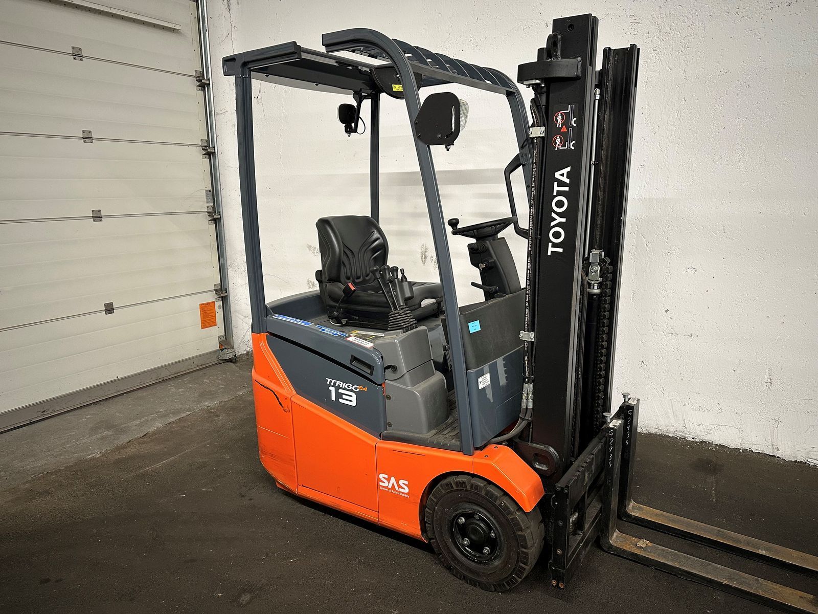 TOYOTA 7fbest13 - freihub-mast - ss - 363 stunden !!! Carretilla elevadora 8450 €