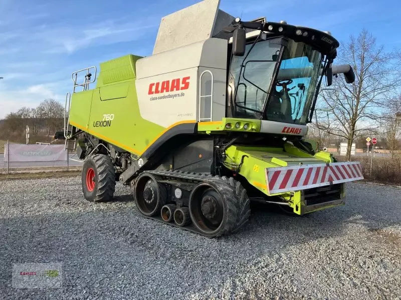 E-FARM: Claas Lexion 760 - Kombajn - id PCV6YTF - 115 555 € - Rok výroby: 2013 - Hodiny motoru: 3 890,Výkon motoru (HP): 530,Německo