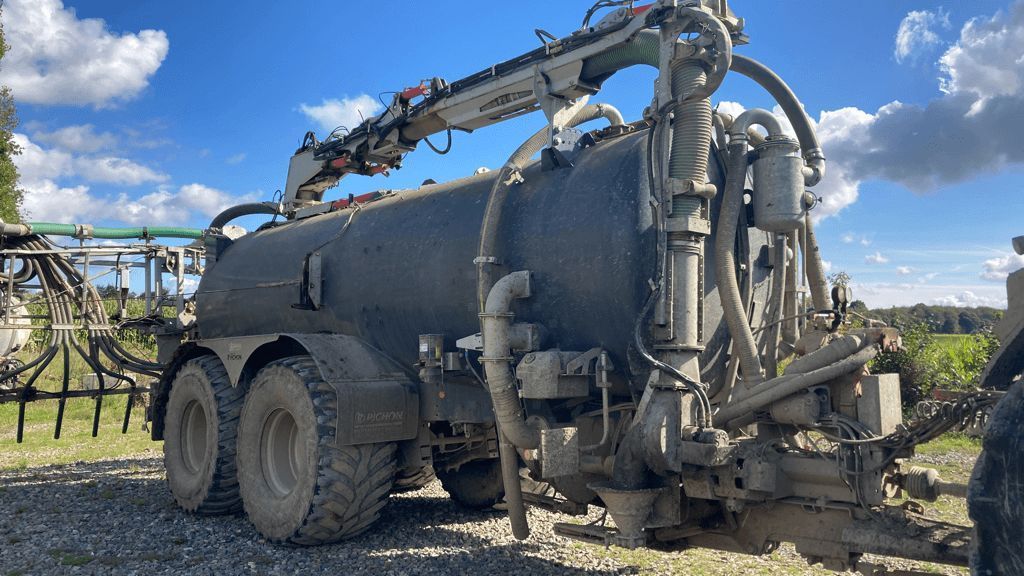 E-FARM: Pichon tci 20700 - Epandeur à lisier automoteur - id IKSSME6 - 140 000 € - Année: 2022 - France