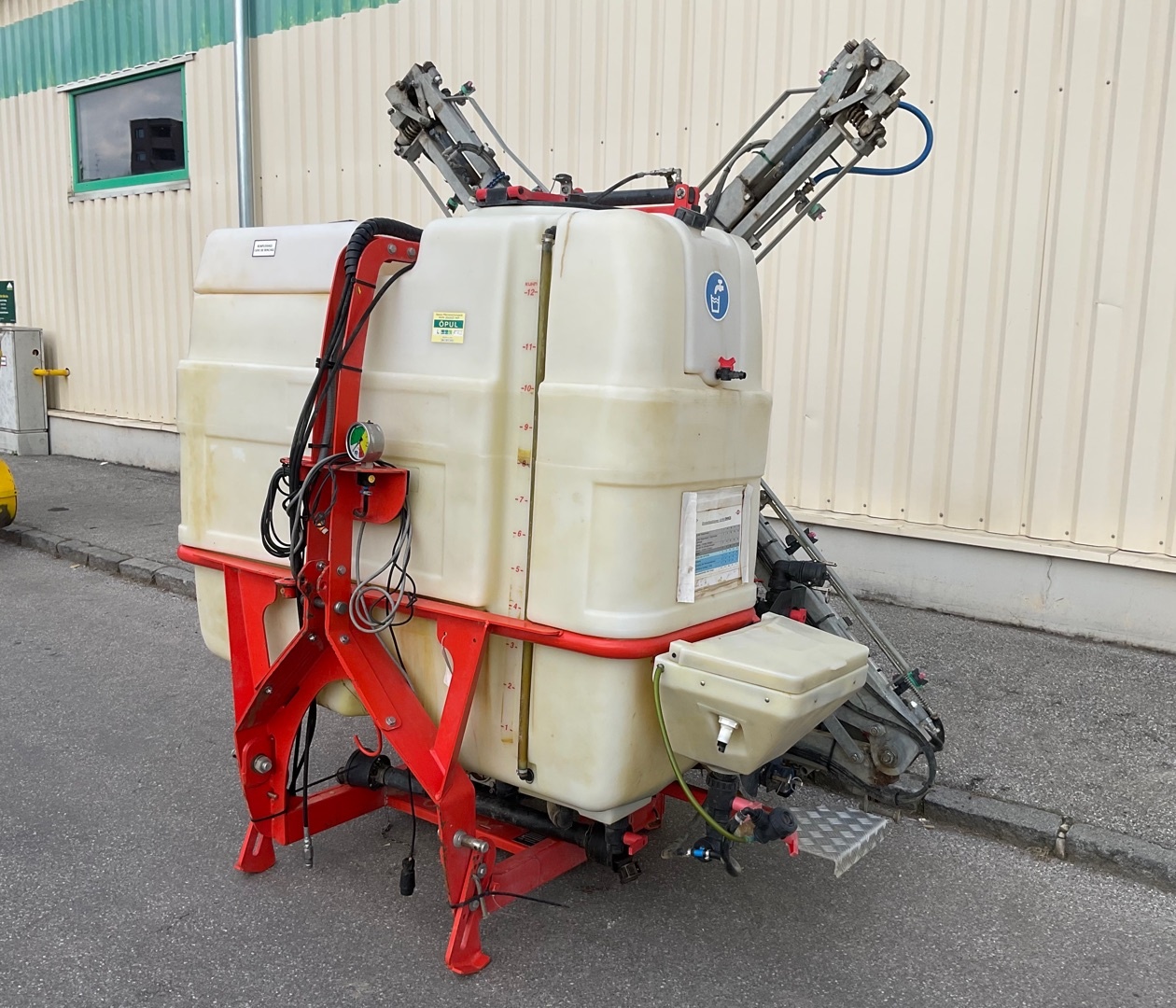 Kuhn Omnis 1200 sprayers €6,106