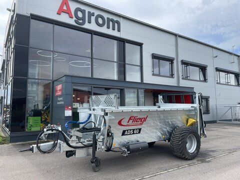 Fliegl ADS 60 Mist- und Kompoststreuer