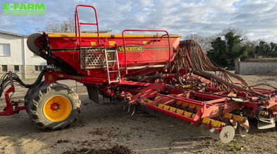 E-FARM: VÄDERSTAD rapid a800s - Direct Drill - id LBB2KDS - €45,000 - Year of construction: 2010 - France