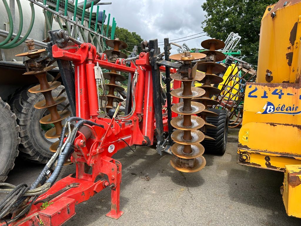 E-FARM: GREGOIRE BESSON acerox32d - Disc harrow - id 73PJAPQ - €16,000 - Year of construction: 2016 - France