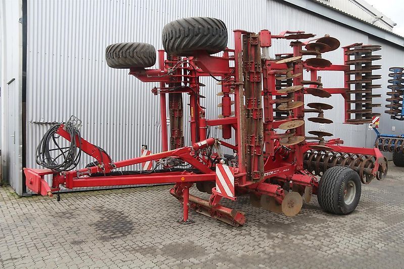 E-FARM: HORSCH jocker 6 rt - Herse à disques et disque compact - id 7IAF5YV - 38 900 € - Année: 2017 - Allemagne