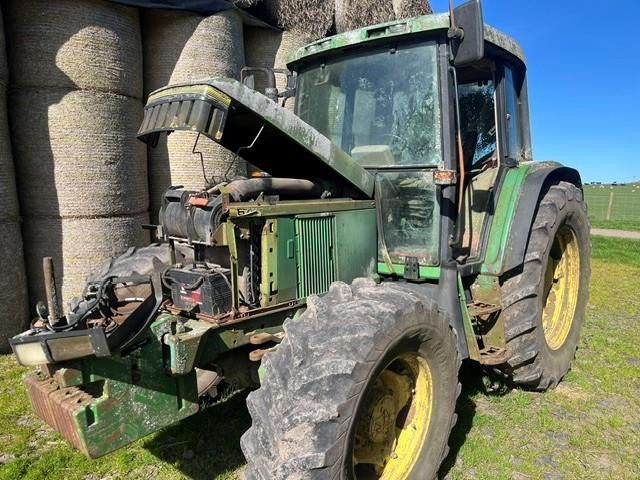 John Deere 6400 Trattore