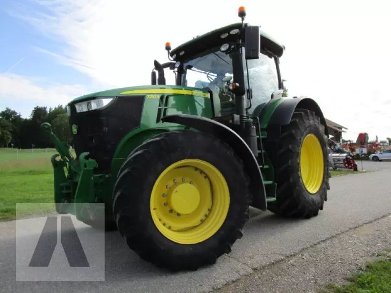 John Deere 7250 R Tractor €86,000