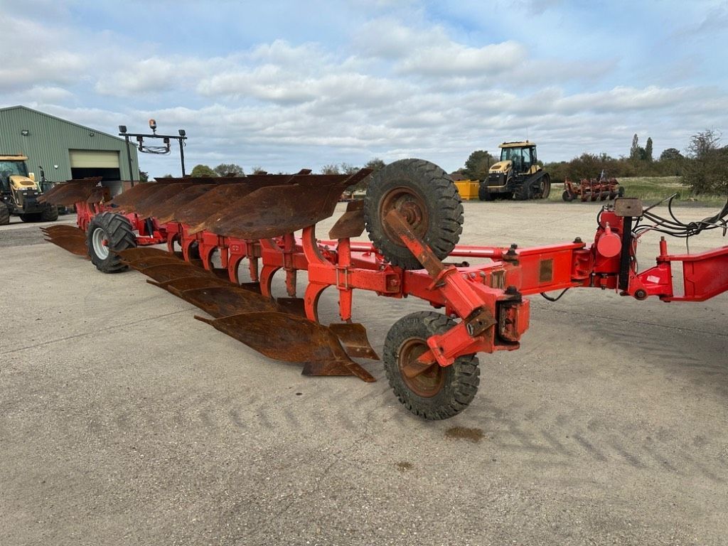 GREGOIRE BESSON spsfb9 9 160 100 Charrue 11 507 €