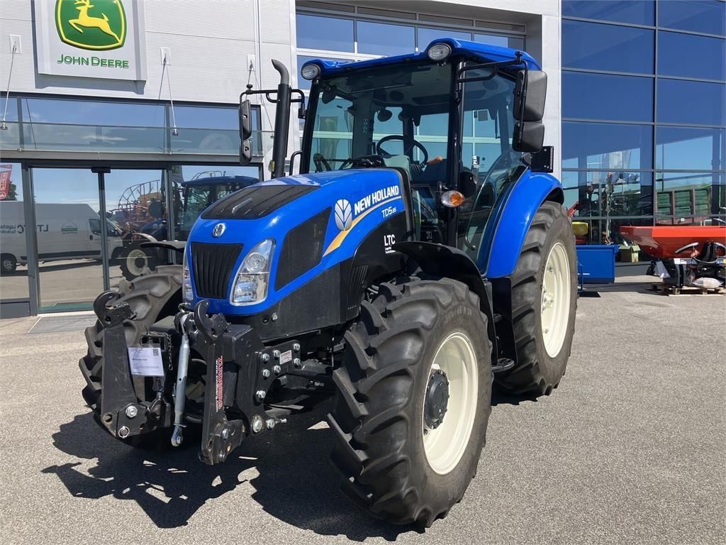 New Holland TD5.85 Traktor 49.875 €