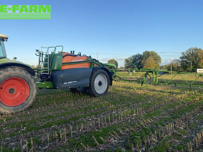 E-FARM: Amazone UX 4201 Super (21) - Sprayer - id D3VDFFX - €99,000 - Year of construction: 2018