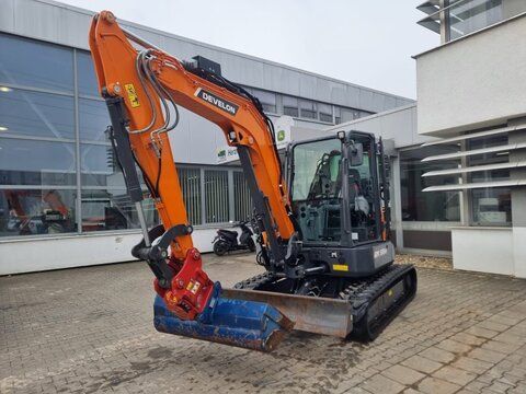 E-FARM: Doosan dx55r-7 - Koparka - id YEFKRIB - 58 000 € - Rok produkcji: 2023 - Moc silnika: 49,Niemcy