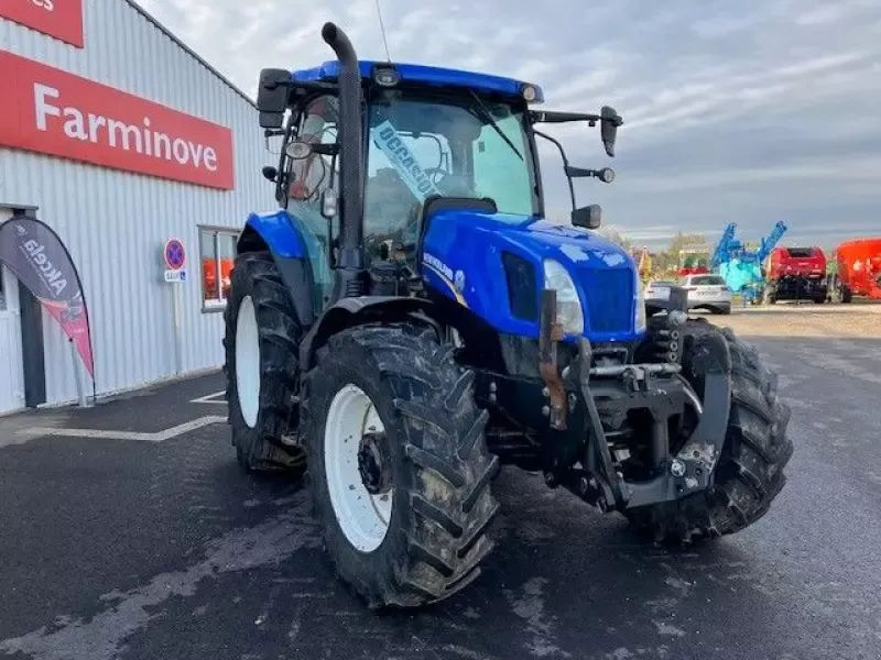 E-FARM: New Holland T6.150 - Tractor - id CAZY2CP - 45.000 € - Año: 2015 - Horas: 6600,Potencia del motor: 125,Francia