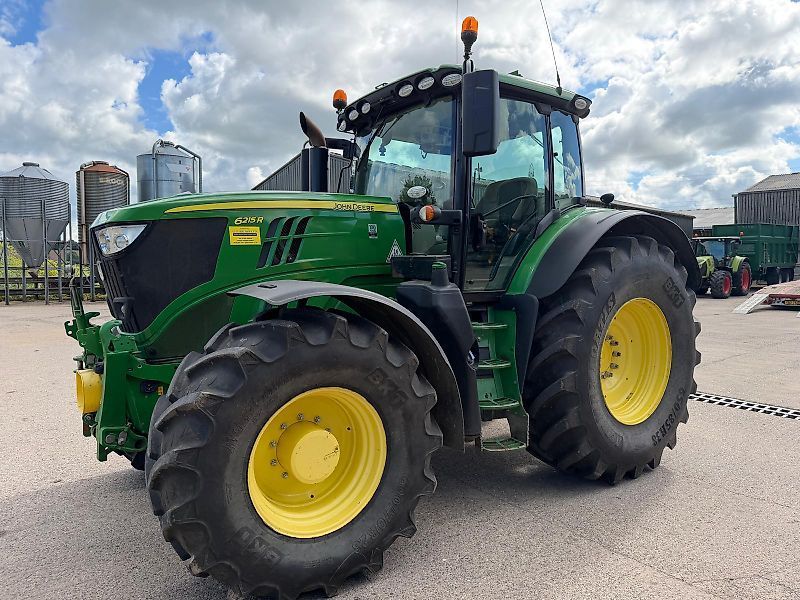 John Deere 6215 R Trattore 69.220 €