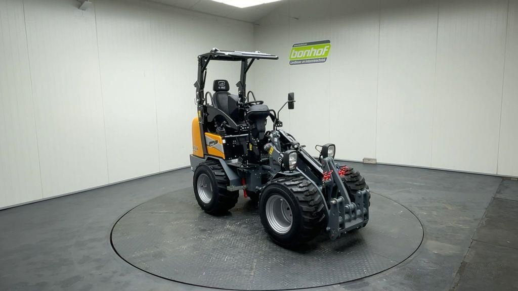 Giant G1500 Ładowarka kołowa