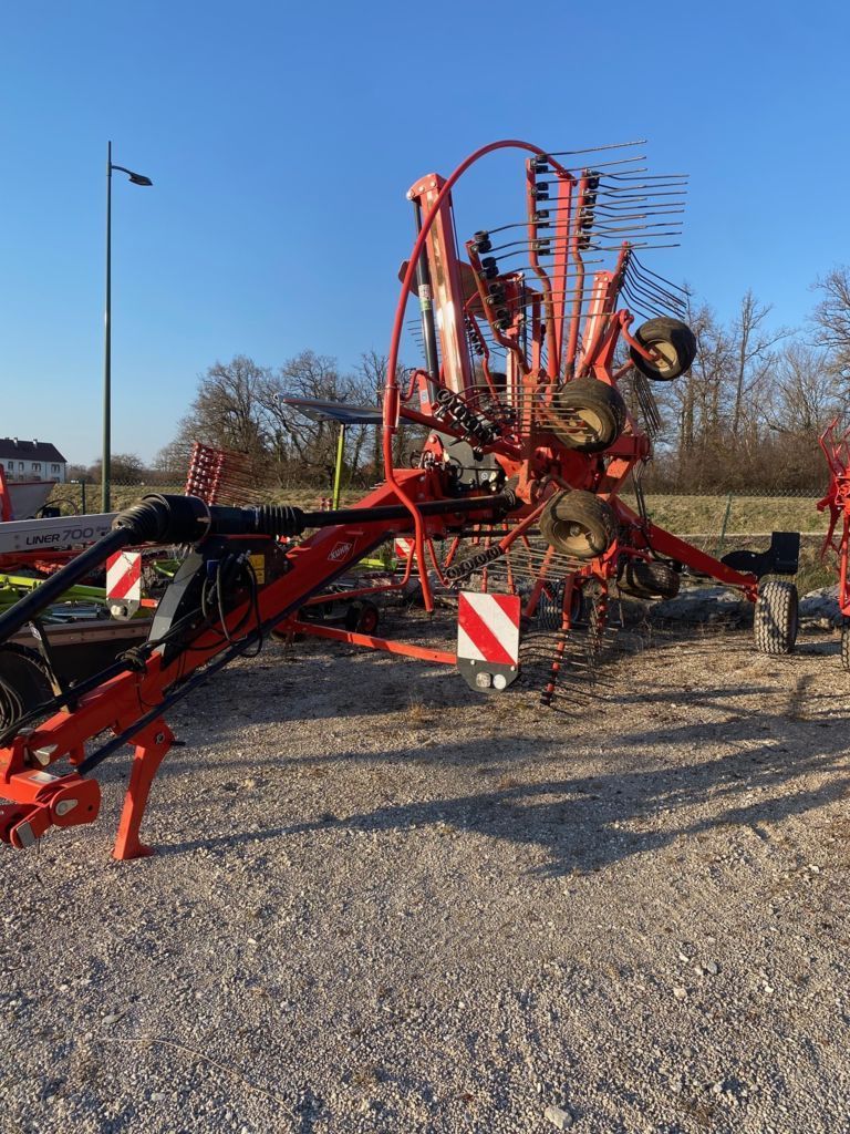 Kuhn GA 8030 Karuzelowy przetrząsacz do siana 16 000 €