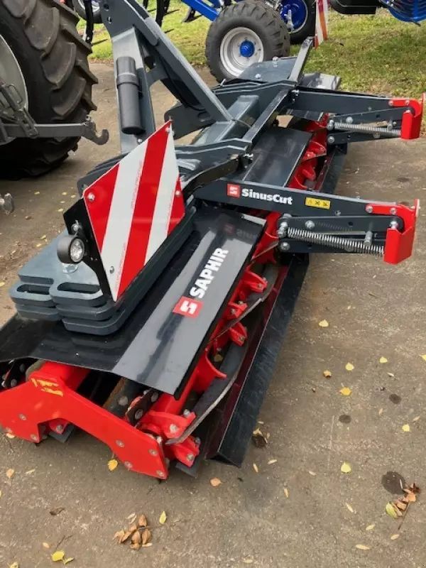 E-FARM: SAPHIR sinus cut 300 wiesenschleppe - Foraging equipment other - id 19PLWMF - €9,450 - Year of construction: 2023 - Germany