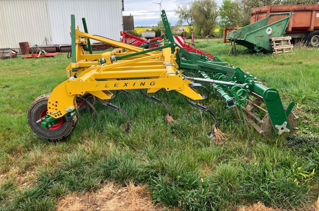E-FARM: lachaud flexing - Cultivateur - id A4FFP8M - 17 500 € - Année: 2022 - France