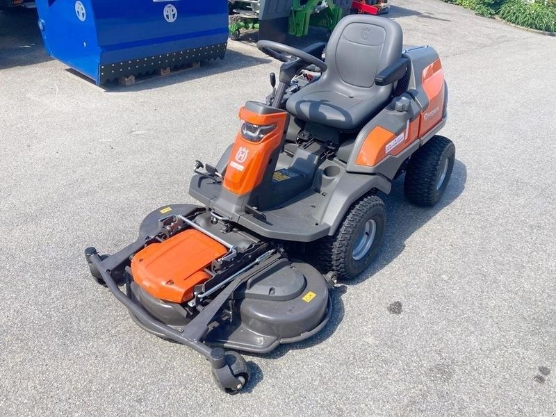 E FARM Husqvarna rider r 420tsx awd Lawn mower id R55GBTN 11 900 Year of construction