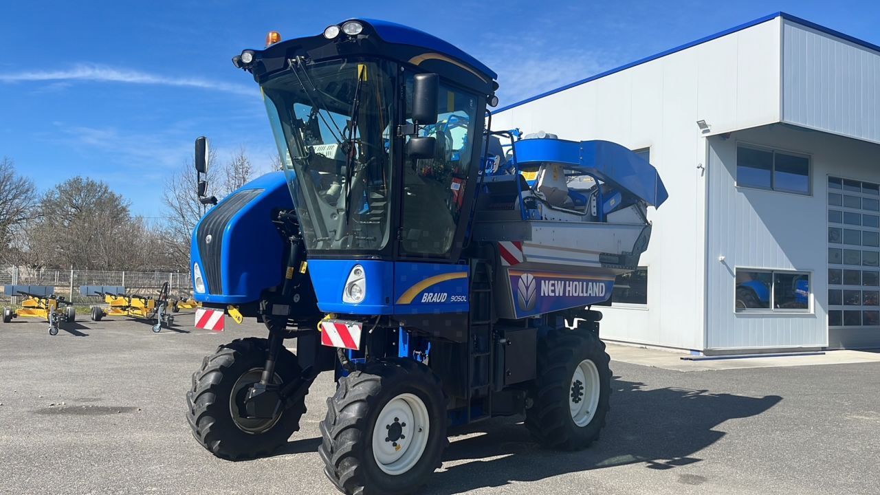 E-FARM: New Holland FR 9050 - Traubenernter - id E5TGFAD - 123.000 € - Baujahr: 2019 - Frankreich