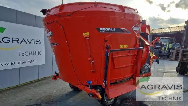 Kuhn profile 12.1 Mixer feeder €21,500