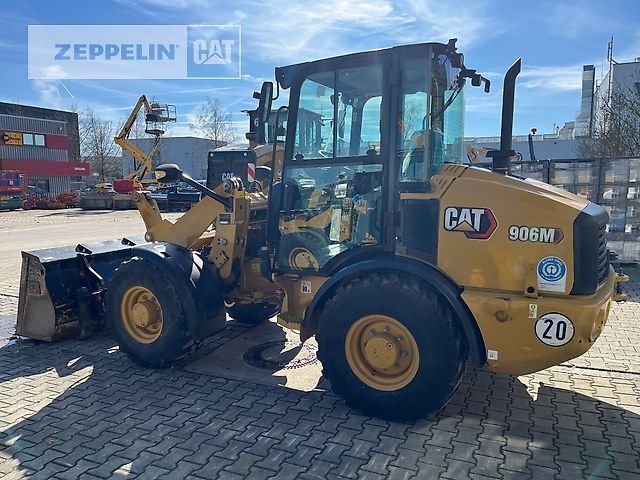 Caterpillar 906m Kolový nakladač 37 500 €
