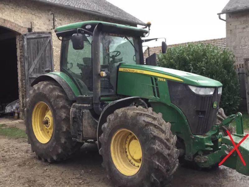 E-FARM: John Deere 7215 R - Tracteur - id BYGZHAI - 63 000 € - Année: 2013 - Lecture du nombre d'heure: 5 750,Puissance du moteur (chevaux): 215,France