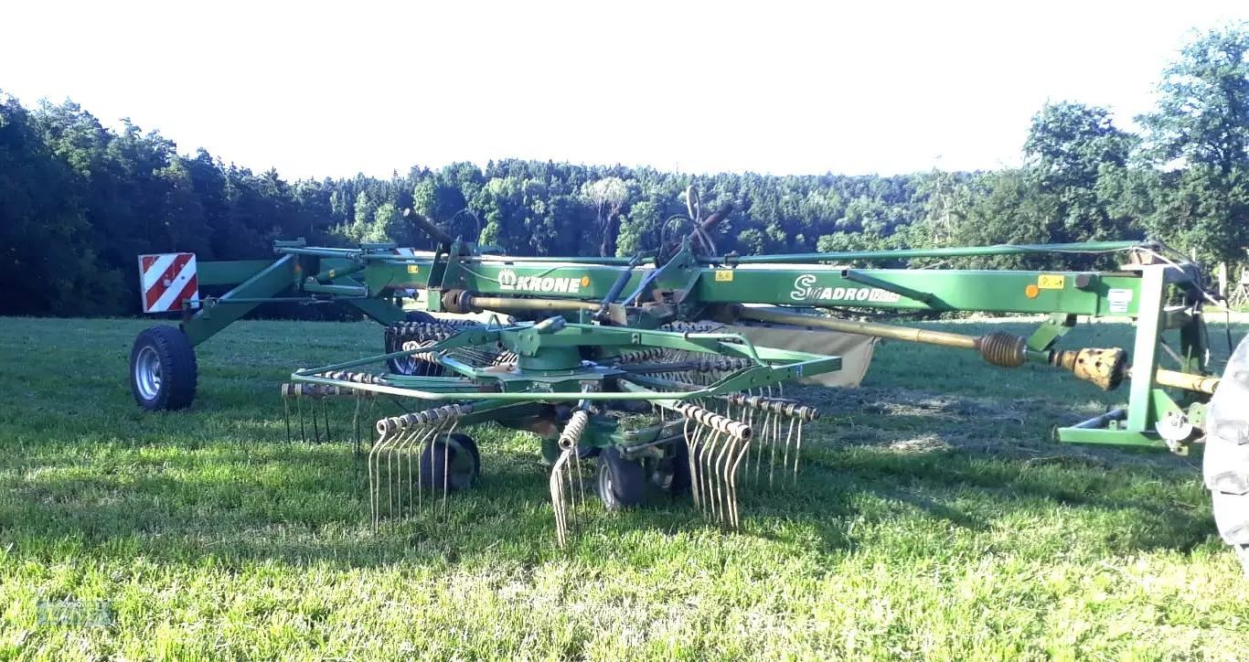 Krone swadro 1201 a Rake €6,000