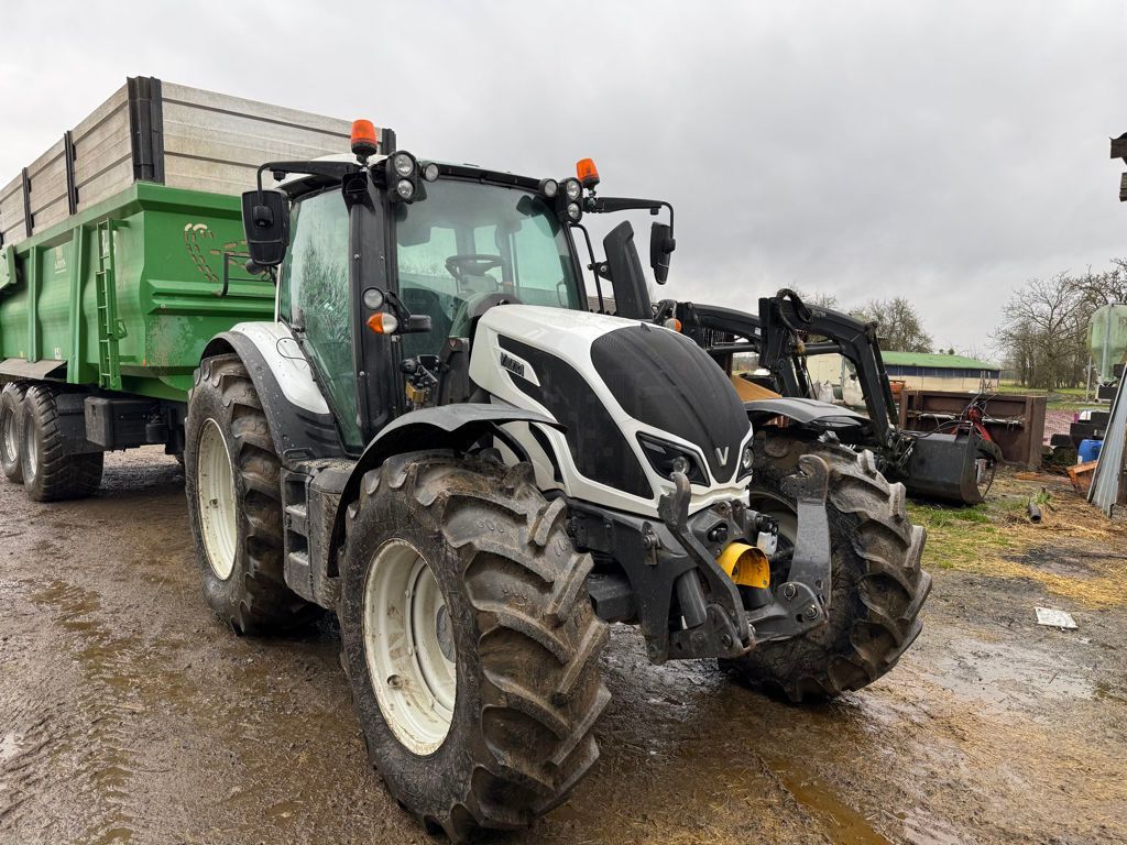 E-FARM: Valtra N174 - Tractor - id DKRJNGN - €69,500 - Year of construction: 2020 - Engine hours: 3,900,Engine power (HP): 174,France