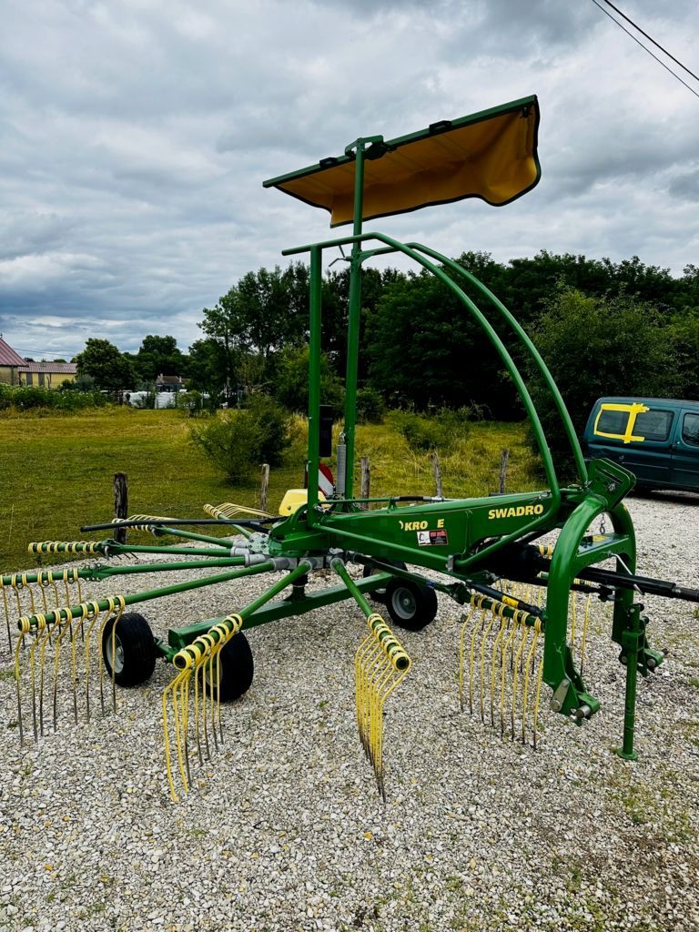 E-FARM: Krone Swadro S 460 - Kreiselheuer - id ZQULLJS - 9.800 € - Baujahr: 2024 - Frankreich
