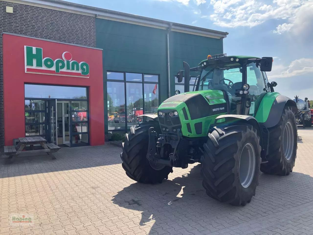 Deutz-Fahr AgroTron 7250 TTV Tractor €79,900