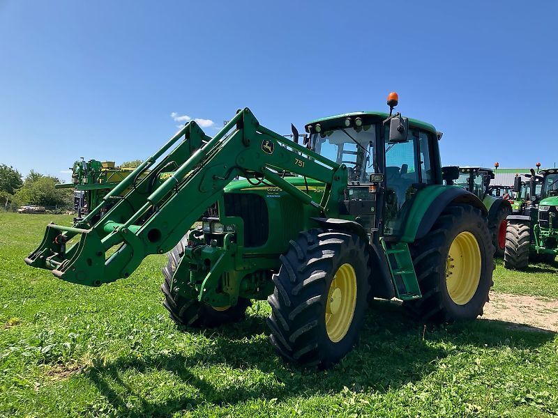 E-FARM: John Deere 6920S Premium - Traktor - id VKBDIQE - 44.000 € - Produktionsår: 2003 - Motortimer: 11.500,Tyskland